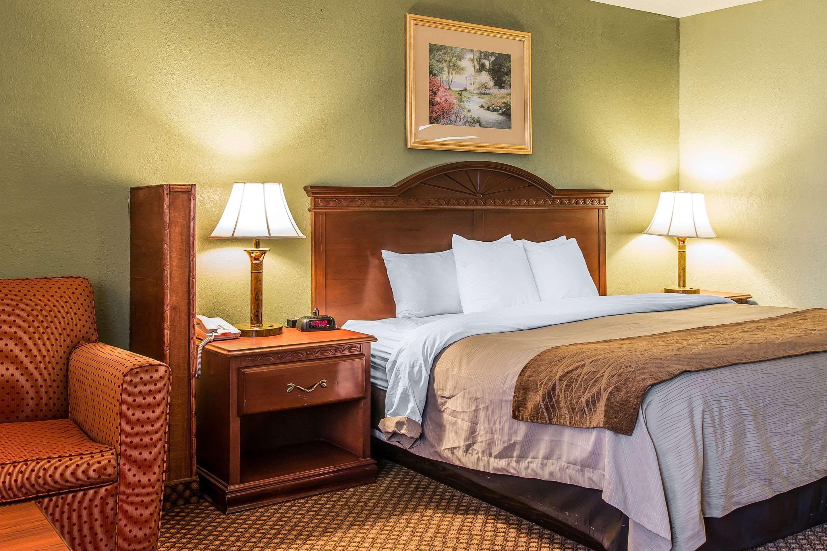 Quality Inn & Suites Ann Arbor Hwy 23 Eksteriør bilde
