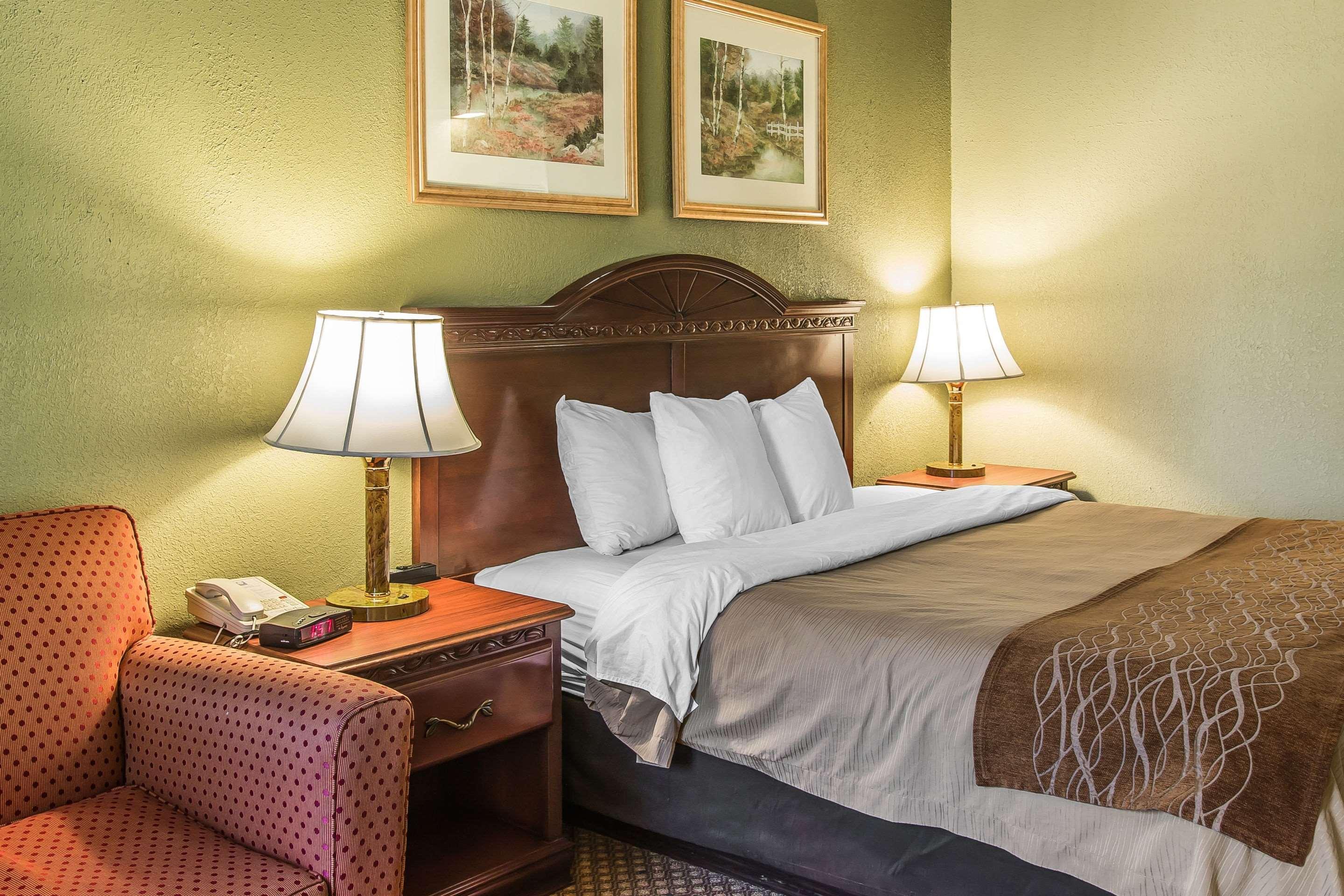 Quality Inn & Suites Ann Arbor Hwy 23 Eksteriør bilde