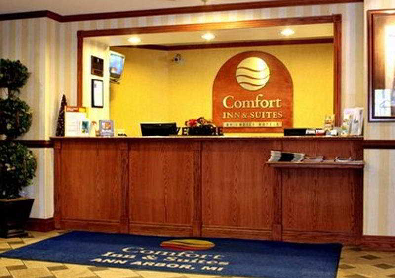 Quality Inn & Suites Ann Arbor Hwy 23 Eksteriør bilde